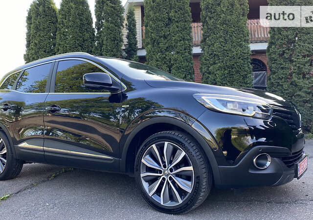 Черный Рено Kadjar, объемом двигателя 1.5 л и пробегом 190 тыс. км за 19350 $, фото 28 на Automoto.ua