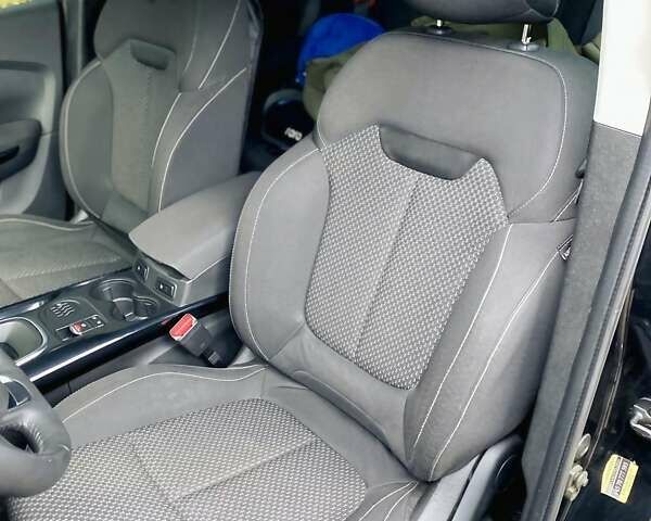 Черный Рено Kadjar, объемом двигателя 1.46 л и пробегом 298 тыс. км за 14300 $, фото 6 на Automoto.ua