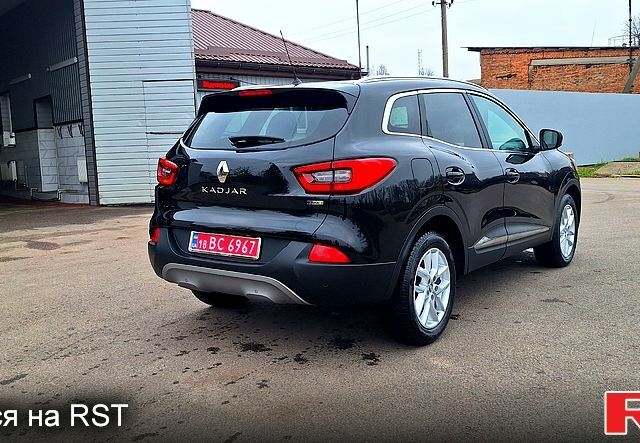 Черный Рено Kadjar, объемом двигателя 1.5 л и пробегом 120 тыс. км за 16300 $, фото 5 на Automoto.ua