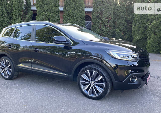 Черный Рено Kadjar, объемом двигателя 1.5 л и пробегом 190 тыс. км за 19350 $, фото 1 на Automoto.ua