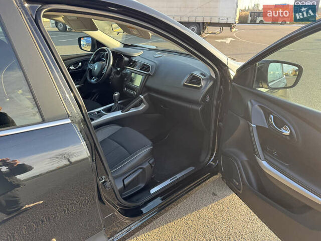 Чорний Рено Kadjar, об'ємом двигуна 1.6 л та пробігом 182 тис. км за 16400 $, фото 18 на Automoto.ua