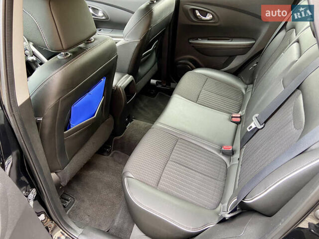 Черный Рено Kadjar, объемом двигателя 1.5 л и пробегом 237 тыс. км за 15400 $, фото 49 на Automoto.ua