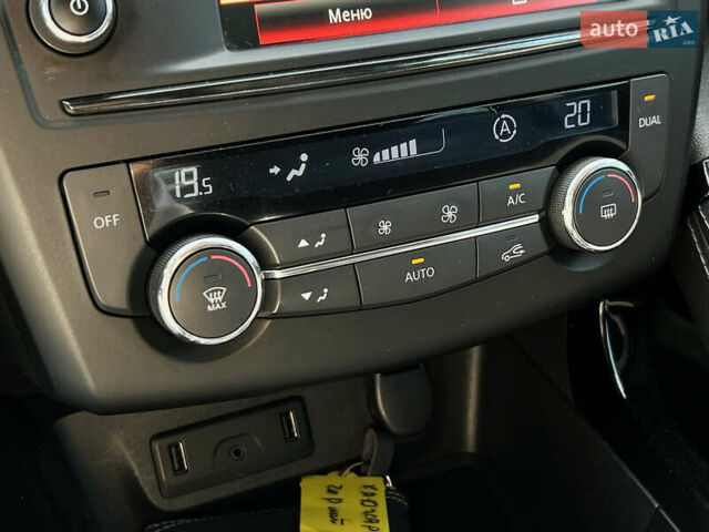 Черный Рено Kadjar, объемом двигателя 1.6 л и пробегом 175 тыс. км за 16481 $, фото 49 на Automoto.ua