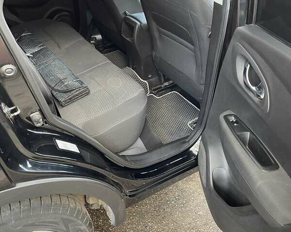 Черный Рено Kadjar, объемом двигателя 1.46 л и пробегом 218 тыс. км за 15500 $, фото 10 на Automoto.ua