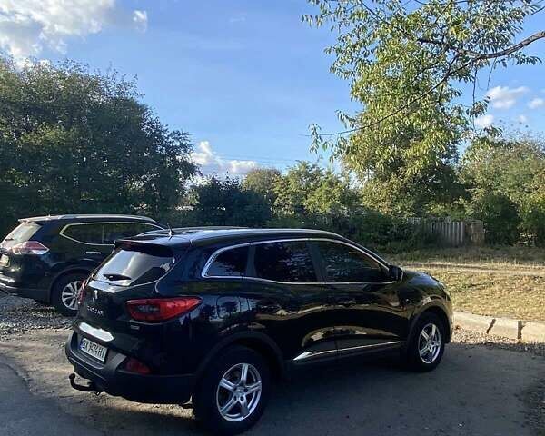 Черный Рено Kadjar, объемом двигателя 1.46 л и пробегом 230 тыс. км за 14500 $, фото 3 на Automoto.ua