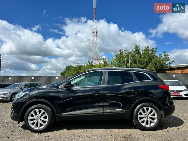 Черный Рено Kadjar, объемом двигателя 1.6 л и пробегом 175 тыс. км за 16481 $, фото 4 на Automoto.ua