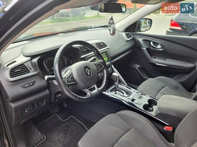 Черный Рено Kadjar, объемом двигателя 1.46 л и пробегом 195 тыс. км за 16200 $, фото 15 на Automoto.ua