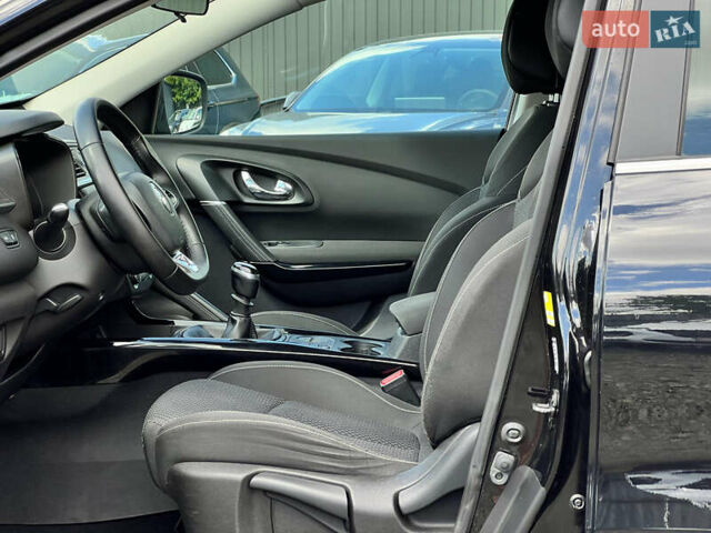 Черный Рено Kadjar, объемом двигателя 1.6 л и пробегом 175 тыс. км за 16481 $, фото 24 на Automoto.ua