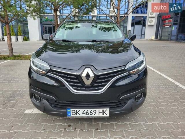 Черный Рено Kadjar, объемом двигателя 1.46 л и пробегом 195 тыс. км за 16200 $, фото 9 на Automoto.ua