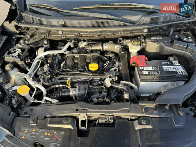 Чорний Рено Kadjar, об'ємом двигуна 1.6 л та пробігом 182 тис. км за 16400 $, фото 39 на Automoto.ua