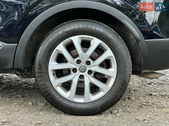 Черный Рено Kadjar, объемом двигателя 1.6 л и пробегом 175 тыс. км за 16481 $, фото 17 на Automoto.ua