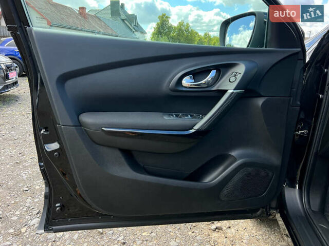 Черный Рено Kadjar, объемом двигателя 1.6 л и пробегом 175 тыс. км за 16481 $, фото 28 на Automoto.ua