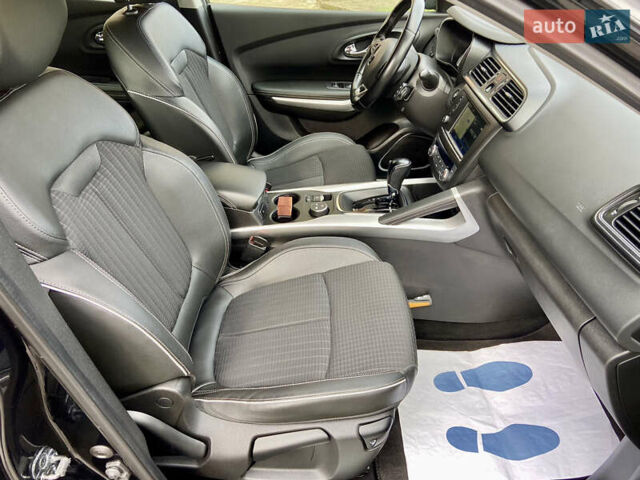 Черный Рено Kadjar, объемом двигателя 1.5 л и пробегом 237 тыс. км за 15400 $, фото 55 на Automoto.ua