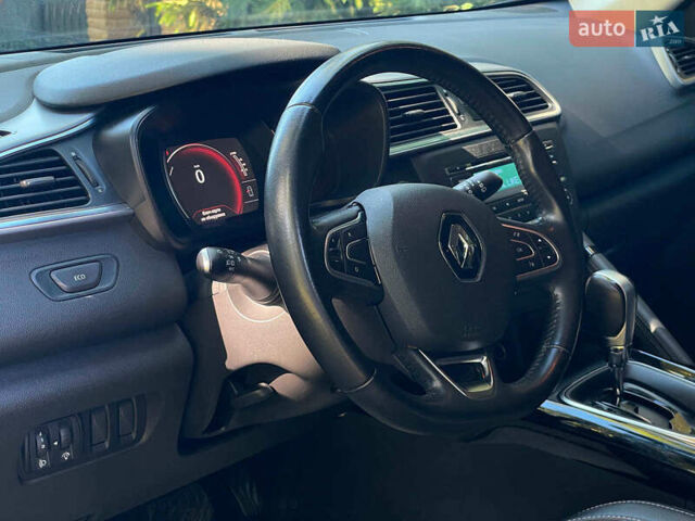Черный Рено Kadjar, объемом двигателя 1.46 л и пробегом 255 тыс. км за 12490 $, фото 24 на Automoto.ua