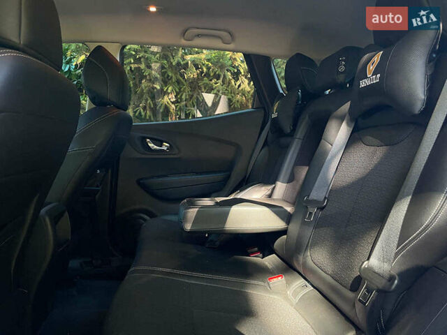Черный Рено Kadjar, объемом двигателя 1.46 л и пробегом 255 тыс. км за 12490 $, фото 28 на Automoto.ua