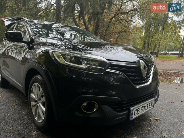 Черный Рено Kadjar, объемом двигателя 1.46 л и пробегом 263 тыс. км за 16000 $, фото 3 на Automoto.ua