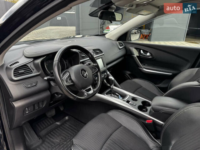 Черный Рено Kadjar, объемом двигателя 1.6 л и пробегом 190 тыс. км за 17200 $, фото 12 на Automoto.ua