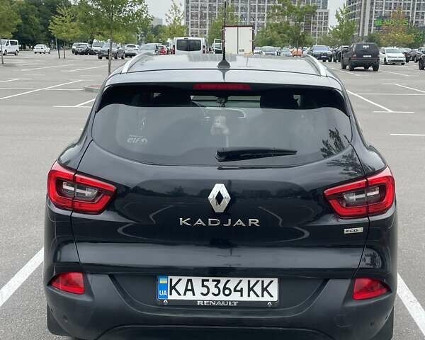 Черный Рено Kadjar, объемом двигателя 1.46 л и пробегом 252 тыс. км за 16000 $, фото 4 на Automoto.ua