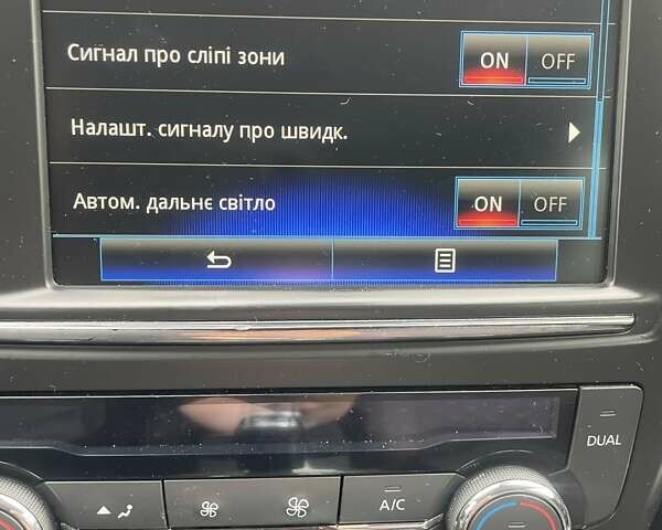 Черный Рено Kadjar, объемом двигателя 1.46 л и пробегом 252 тыс. км за 16000 $, фото 10 на Automoto.ua