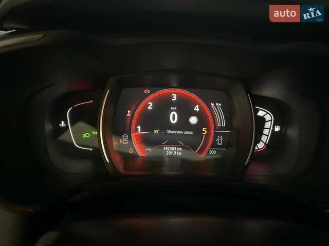 Черный Рено Kadjar, объемом двигателя 1.46 л и пробегом 292 тыс. км за 16000 $, фото 12 на Automoto.ua