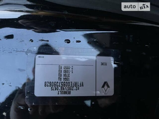 Чорний Рено Kadjar, об'ємом двигуна 1.6 л та пробігом 219 тис. км за 15588 $, фото 26 на Automoto.ua