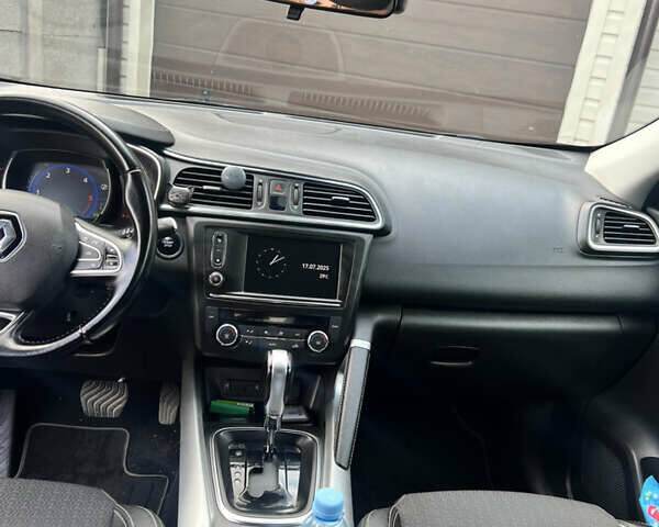 Черный Рено Kadjar, объемом двигателя 1.5 л и пробегом 219 тыс. км за 15900 $, фото 21 на Automoto.ua