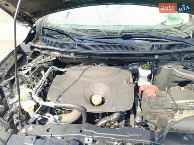 Черный Рено Kadjar, объемом двигателя 1.46 л и пробегом 137 тыс. км за 16900 $, фото 6 на Automoto.ua