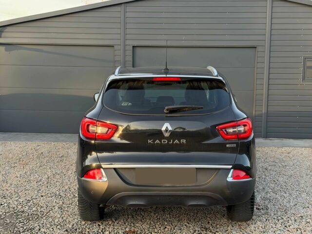 Черный Рено Kadjar, объемом двигателя 1.6 л и пробегом 47 тыс. км за 11500 $, фото 5 на Automoto.ua