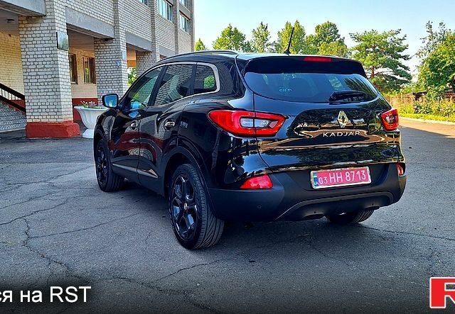 Черный Рено Kadjar, объемом двигателя 1.6 л и пробегом 146 тыс. км за 16950 $, фото 4 на Automoto.ua