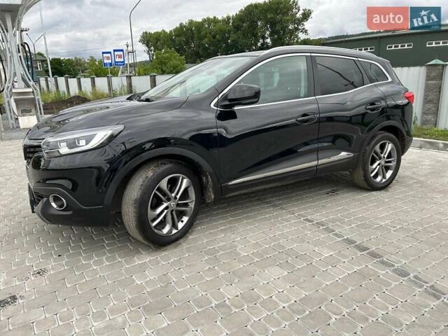 Черный Рено Kadjar, объемом двигателя 1.5 л и пробегом 240 тыс. км за 16100 $, фото 1 на Automoto.ua