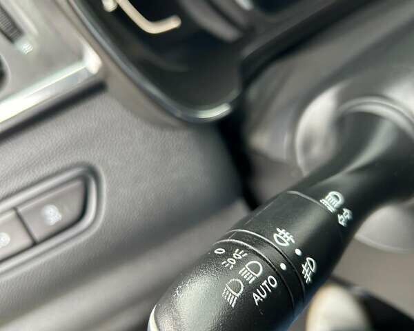 Черный Рено Kadjar, объемом двигателя 1.5 л и пробегом 240 тыс. км за 16100 $, фото 56 на Automoto.ua