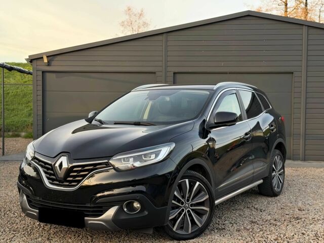Черный Рено Kadjar, объемом двигателя 1.6 л и пробегом 47 тыс. км за 11500 $, фото 2 на Automoto.ua