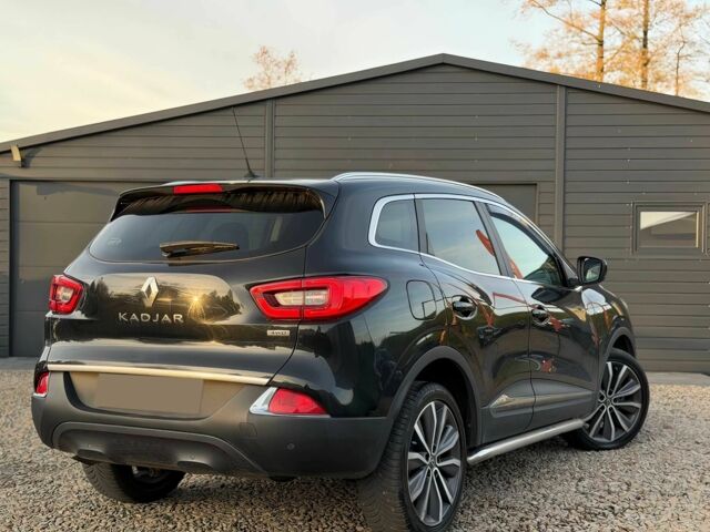 Черный Рено Kadjar, объемом двигателя 1.6 л и пробегом 47 тыс. км за 11500 $, фото 4 на Automoto.ua