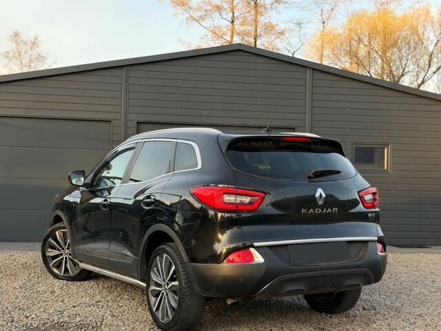 Черный Рено Kadjar, объемом двигателя 1.6 л и пробегом 47 тыс. км за 11500 $, фото 6 на Automoto.ua
