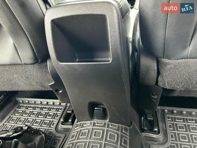 Черный Рено Kadjar, объемом двигателя 1.5 л и пробегом 240 тыс. км за 16100 $, фото 76 на Automoto.ua