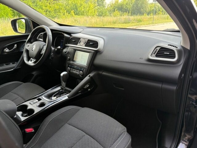 Черный Рено Kadjar, объемом двигателя 1.5 л и пробегом 223 тыс. км за 7900 $, фото 21 на Automoto.ua