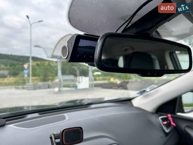 Черный Рено Kadjar, объемом двигателя 1.5 л и пробегом 240 тыс. км за 16100 $, фото 59 на Automoto.ua