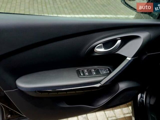 Черный Рено Kadjar, объемом двигателя 1.5 л и пробегом 216 тыс. км за 16800 $, фото 9 на Automoto.ua