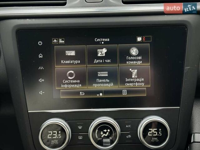Черный Рено Kadjar, объемом двигателя 0 л и пробегом 156 тыс. км за 19900 $, фото 142 на Automoto.ua