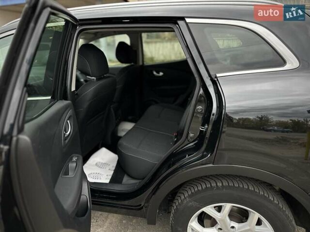 Черный Рено Kadjar, объемом двигателя 0 л и пробегом 156 тыс. км за 19900 $, фото 107 на Automoto.ua