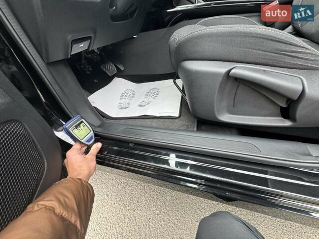 Черный Рено Kadjar, объемом двигателя 0 л и пробегом 156 тыс. км за 19900 $, фото 172 на Automoto.ua