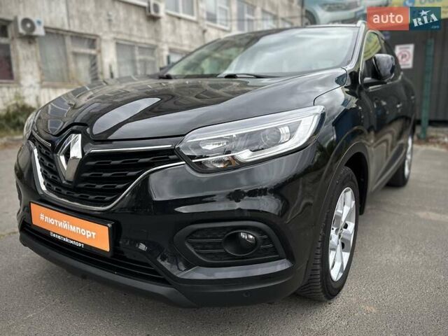 Черный Рено Kadjar, объемом двигателя 0 л и пробегом 156 тыс. км за 19900 $, фото 67 на Automoto.ua