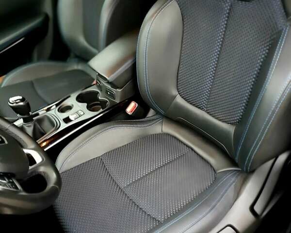 Черный Рено Kadjar, объемом двигателя 1.5 л и пробегом 216 тыс. км за 16800 $, фото 11 на Automoto.ua