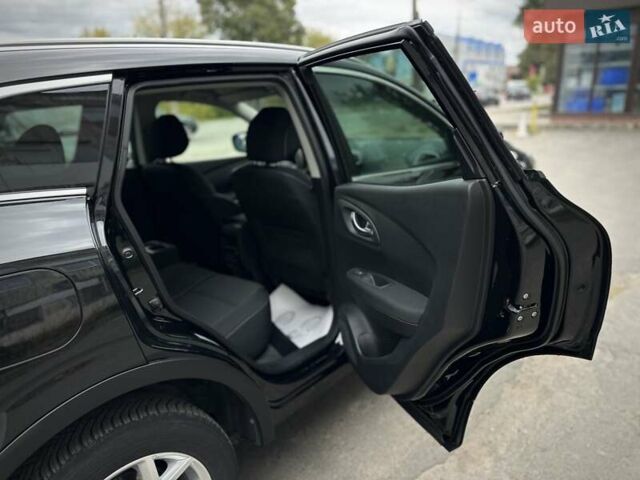 Черный Рено Kadjar, объемом двигателя 0 л и пробегом 156 тыс. км за 19900 $, фото 121 на Automoto.ua