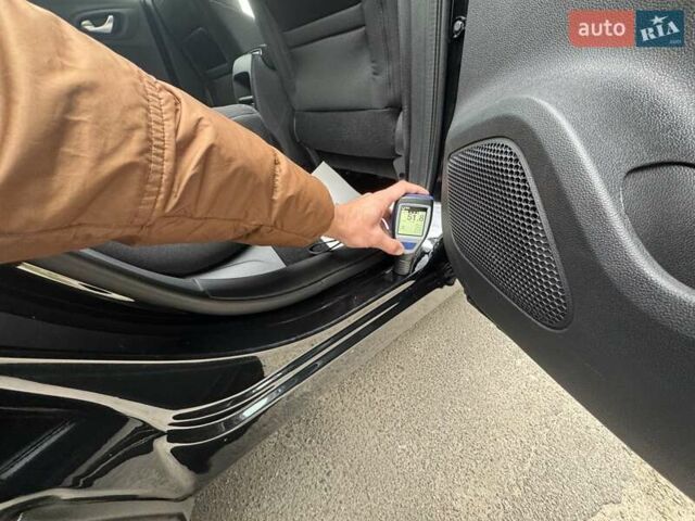 Черный Рено Kadjar, объемом двигателя 0 л и пробегом 156 тыс. км за 19900 $, фото 168 на Automoto.ua