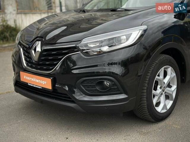 Черный Рено Kadjar, объемом двигателя 0 л и пробегом 156 тыс. км за 19900 $, фото 13 на Automoto.ua