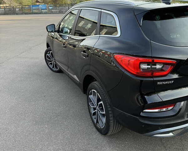 Черный Рено Kadjar, объемом двигателя 1.5 л и пробегом 70 тыс. км за 21000 $, фото 7 на Automoto.ua