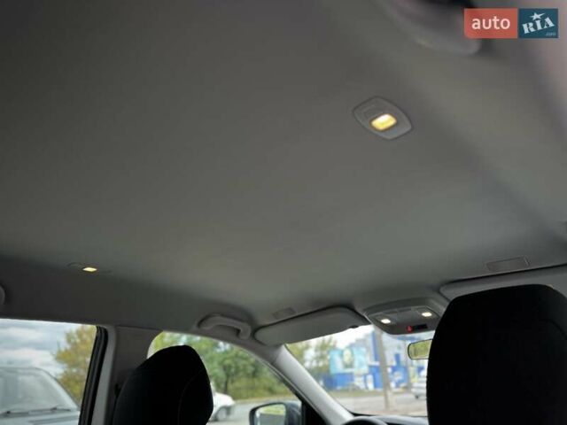 Черный Рено Kadjar, объемом двигателя 0 л и пробегом 156 тыс. км за 19900 $, фото 125 на Automoto.ua