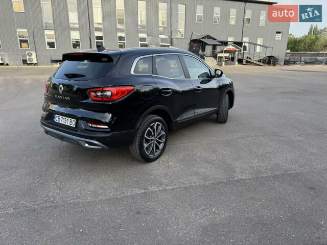 Черный Рено Kadjar, объемом двигателя 1.5 л и пробегом 70 тыс. км за 21000 $, фото 3 на Automoto.ua