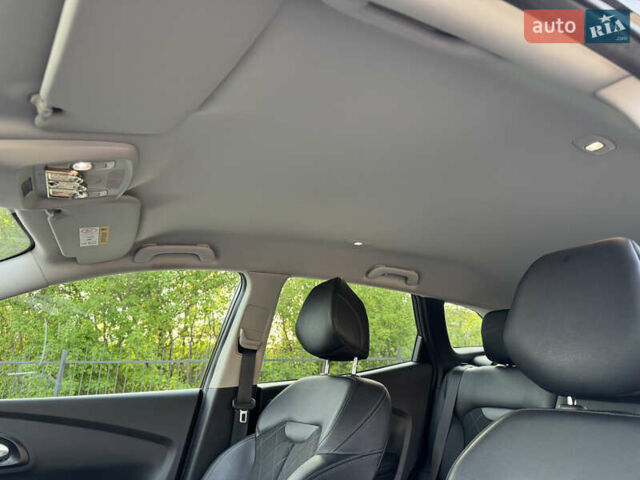 Черный Рено Kadjar, объемом двигателя 1.5 л и пробегом 70 тыс. км за 21000 $, фото 23 на Automoto.ua